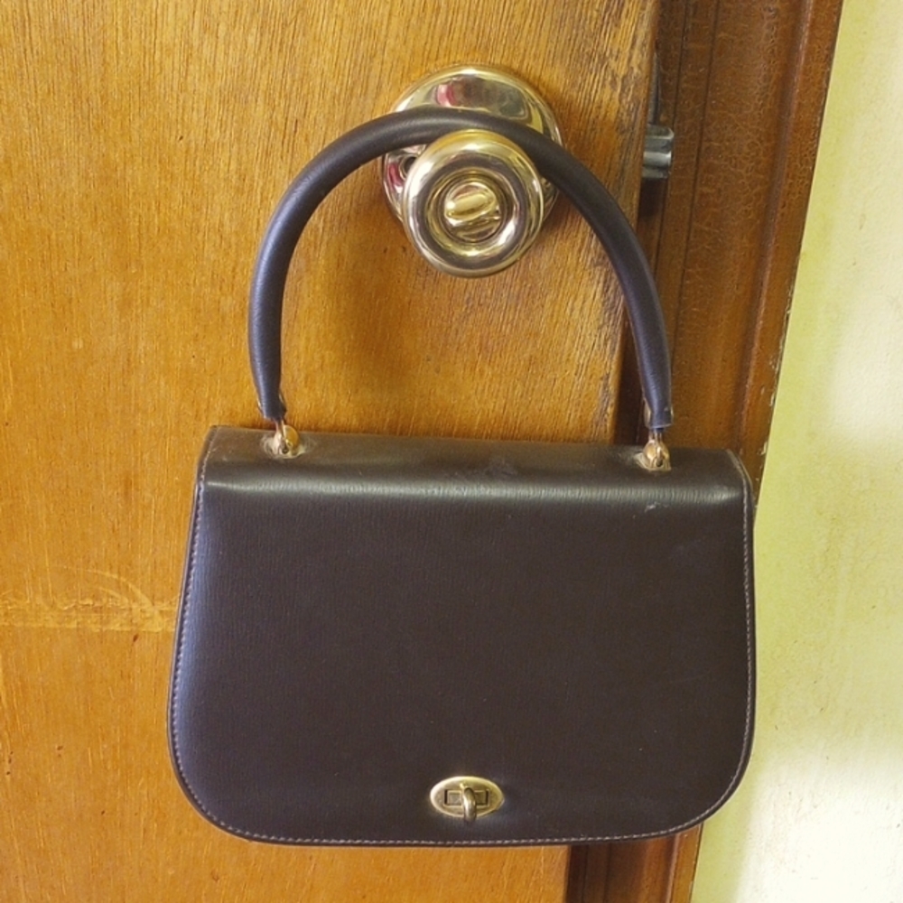 Brown Leather Structured Purse, Turn-Lock Closure, Gold Hardware, Zipper Pocket